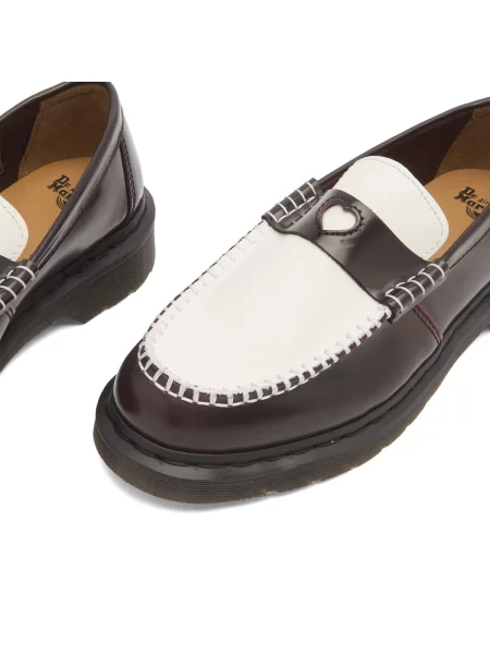 Loafersy Dr. Martens białe