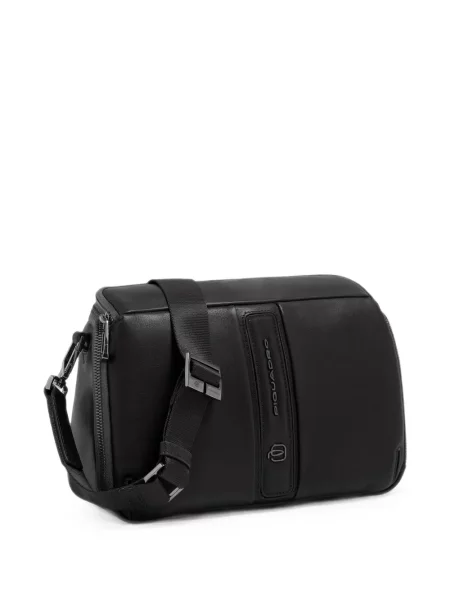 Crossbody torba Piquadro s autogramom crna