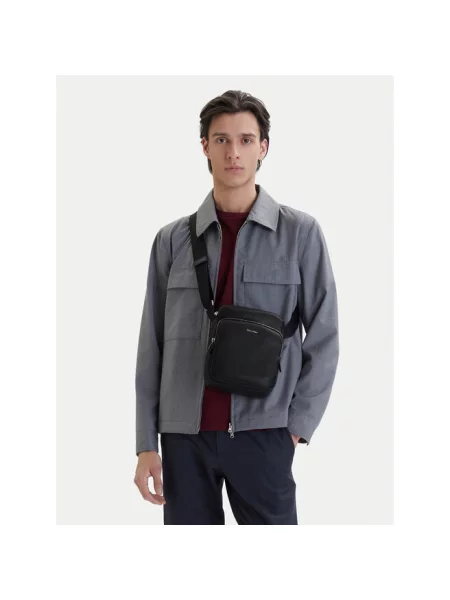 Saszetka Calvin Klein czarna