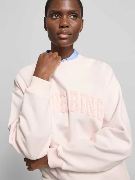 Bluza dresowa z detalem z logo krój regular fit Anine Bing różowa