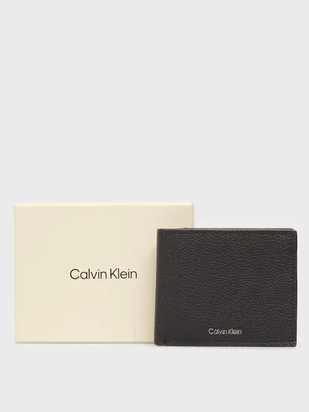 Кожаный кошелек Calvin Klein черный