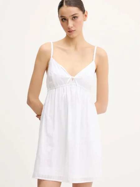 Haljina Hollister Co. mini širi se prema dolje bijela