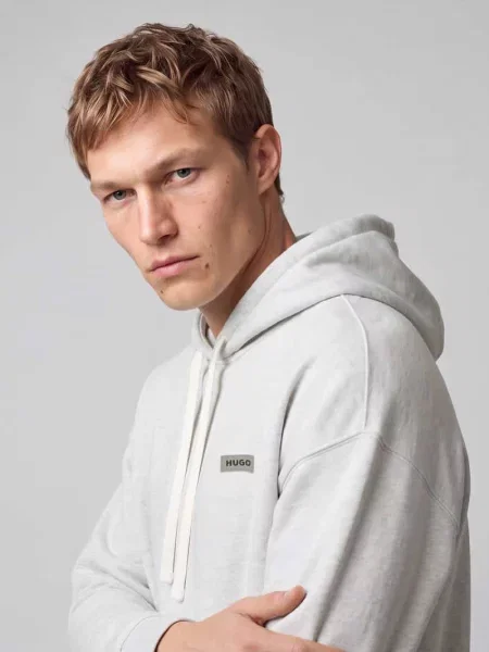 Bluza z kapturem z naszywką z logo Hugo Blue