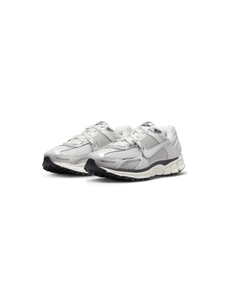Tenisky Nike Vomero sivá