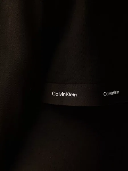 Суичър с цип Calvin Klein Jeans кафяво