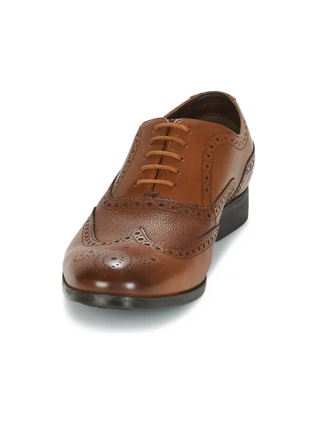 Pantofi Clarks maro