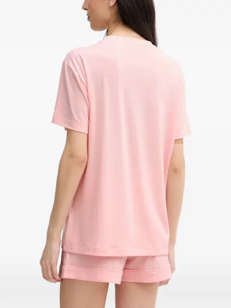 Pijamale Guess cu imagine roz