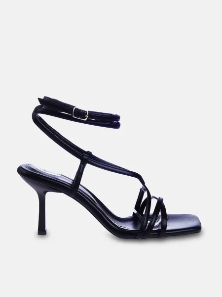 Trendyol Sandale negru