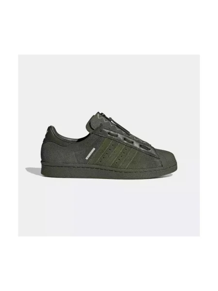 Pantofi Adidas