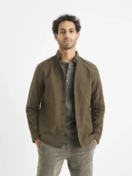 Karirasta srajca Celio s karirastim vzorcem rjava