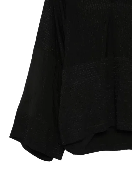 Szeroka szeroki rękaw bluzka Thelatest z dekoltem w serek czarna