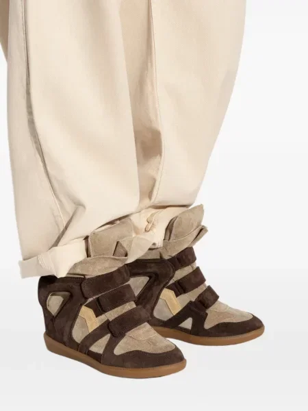 Sneakerși Isabel Marant din piele de căprioară maro