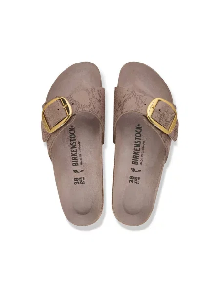 Papuci Birkenstock cu cataramă cu toc plat bej