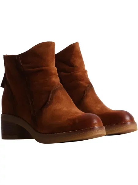 Pantofi The Divine Factory maro