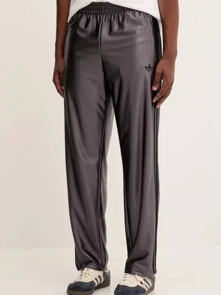 Спортивні штани adidas Originals Firebird Tp з аплікацією фіолетовий