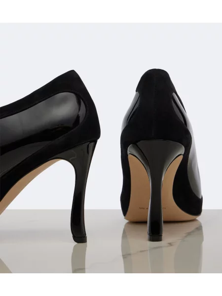 Semišové lakované lodičky Manolo Blahnik čierna