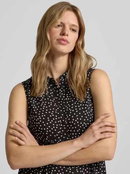 Rozkloszowana sukienka koszulowa z czystej model THEA' Only czarna