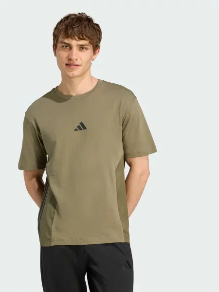 Футболка adidas зелений
