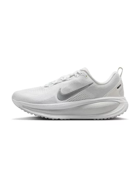 Nike női sportos cipő Vomero 18 fehér