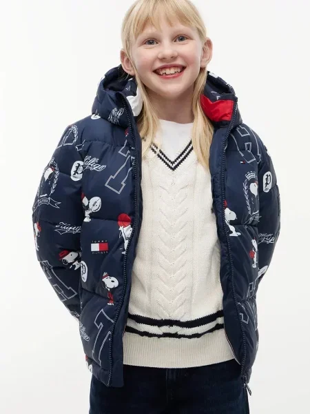 Tommy Hilfiger капитонирано яке за деца x Peanuts