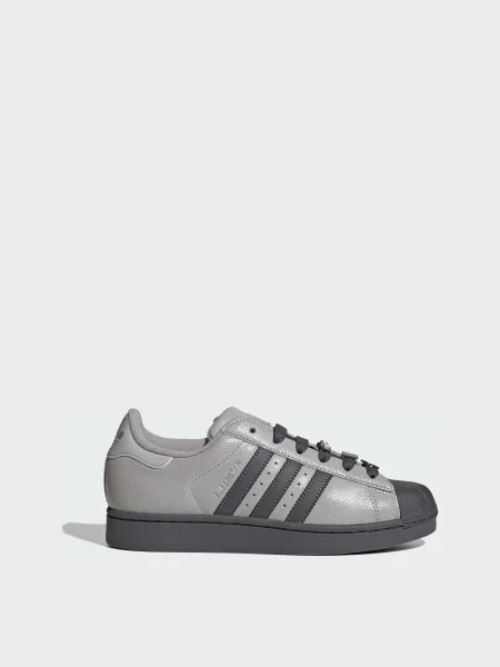 Кожаные кеды Adidas серые