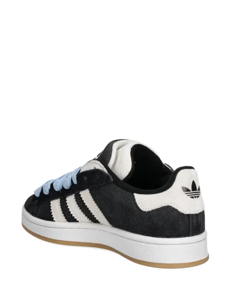 Pruhované slip on tenisky Adidas Campus s výšivkou bílé