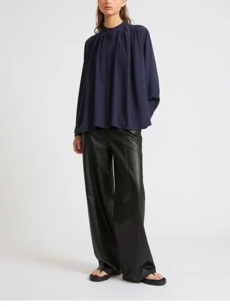 Pantaloni Yves Salomon din piele negru