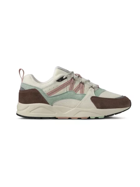 Sneakersy Karhu skórzane