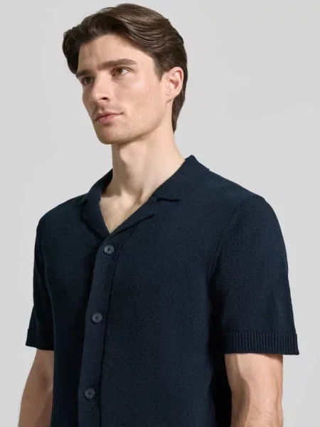 Koszula casual o kroju regular fit z kołnierzem rewersowym model LINDHOLM' Casual Friday granatowa
