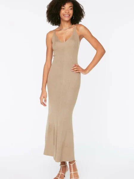 Sukienka Trendyol brązowa