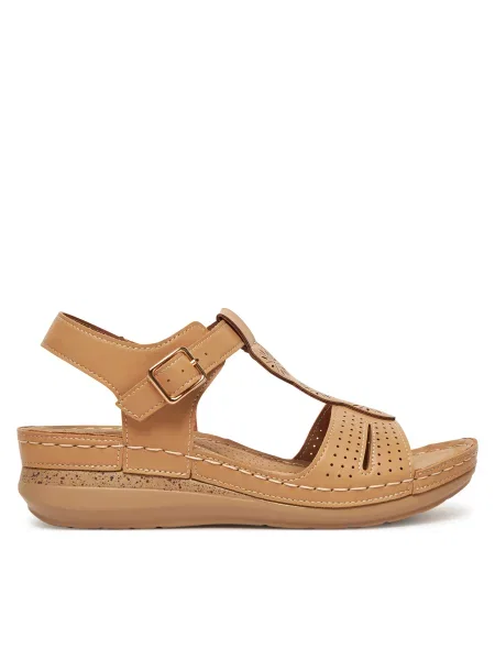 Босоножки Clara Barson бежевые