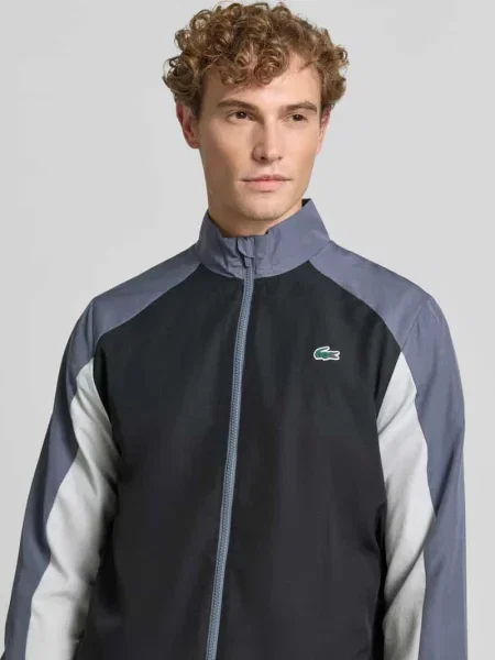 Dres o kroju regular fit z hydrofobową powłoką Lacoste Sport czarny