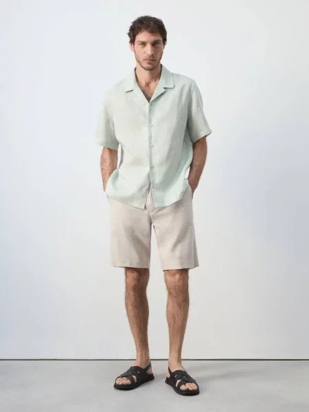 Koszula regular fit z lnu bladozielony Mężczyzna S MANGO MAN