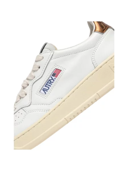 Sneakersy Autry skórzane białe
