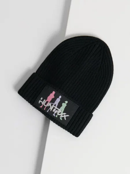 Sinsay Žebrovaná čepice beanie s viskózou K-Pop Demon Hunters černá