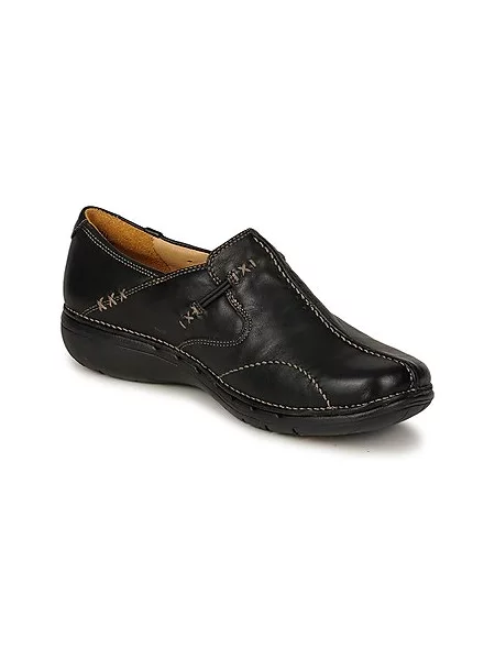Derby Clarks črna