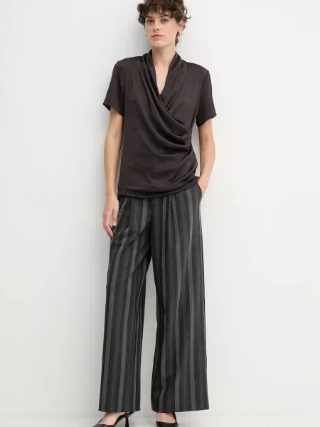 Блузка Joseph Ribkoff однотонна коричневий