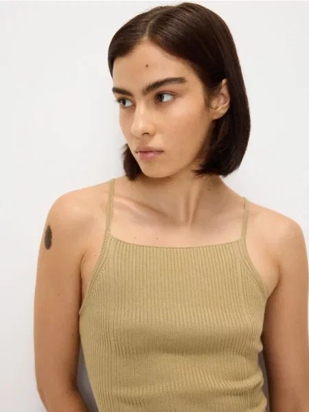 Reserved Топ з світло-оливковий 