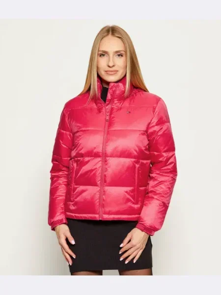 Tommy Jeans Geacă de iarnă Roșu roz