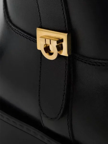 Botine Ferragamo din piele negru