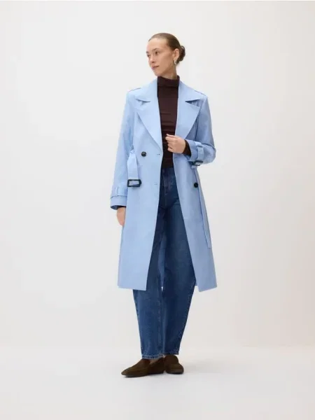 Reserved Trenci din cu albastru-deschis albastru