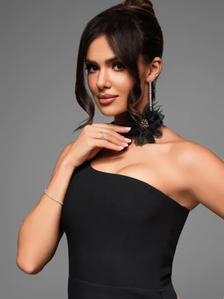 Rochie de seară Edoti de costum negru