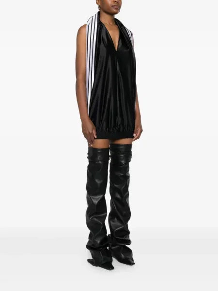 Rochie mini Balenciaga cu dungi de costum negru