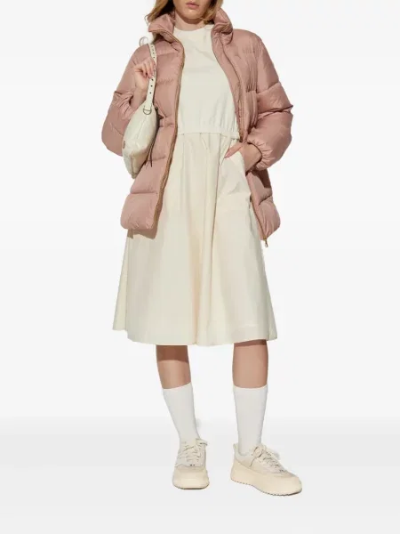 Geacă cu puf Moncler roz