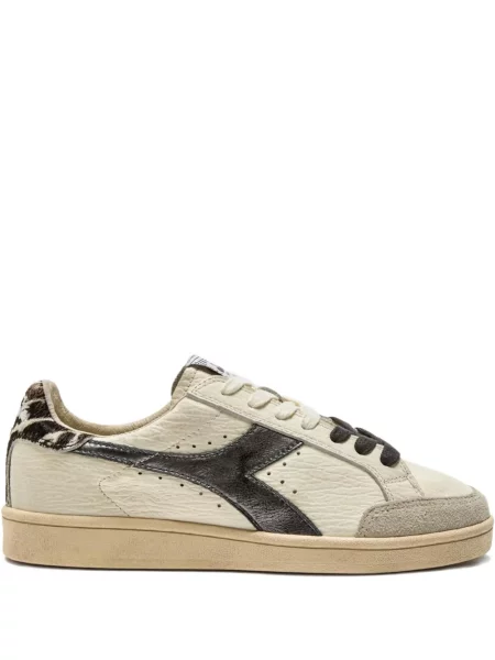 Sneakerși Diadora cu șireturi din dantelă alb