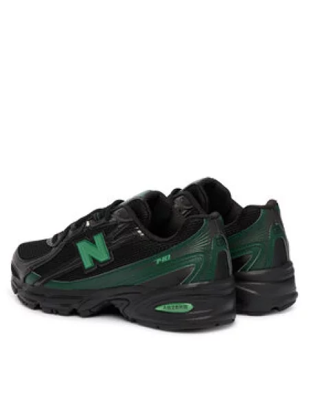New Balance Sportcipők fekete