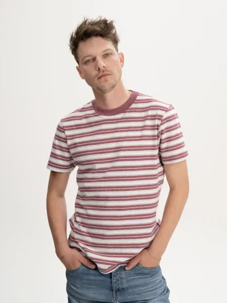 MELA Tricou Avan albastru deschis / roșu cireș alb