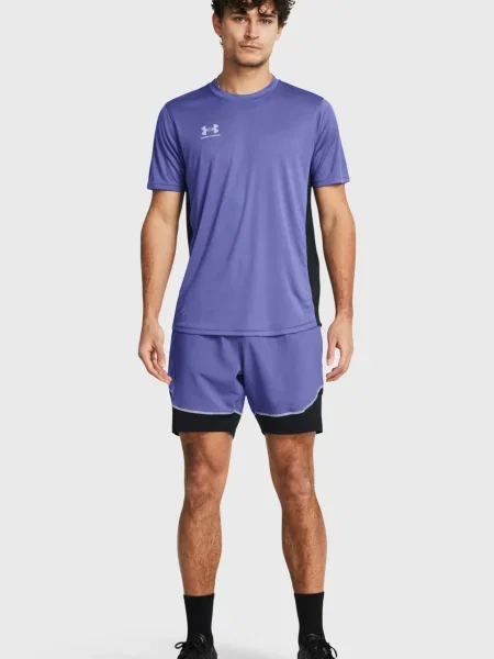Короткие спортивные шорты Under Armour фиолетовые