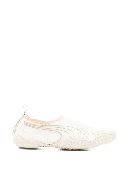 Sneakerși Puma plasă