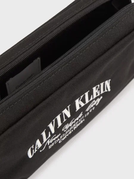Графический кошелек Calvin Klein черный